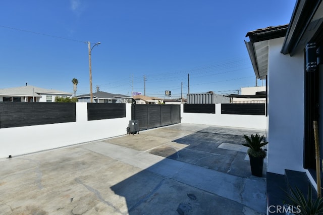 4820 W 142nd St, Hawthorne, CA 90250 - view of patio