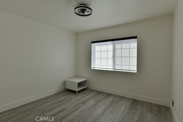 4820 W 142nd St, Hawthorne, CA 90250 - unfurnished room with wood finished floors