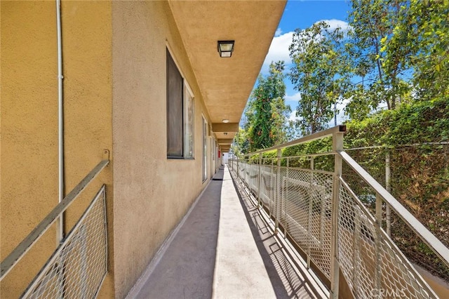 5923 Carlton Way, Los Angeles, CA 90028 - view of balcony