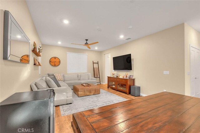831 Wintergreen Way, Upland, CA 91786 - photo 15