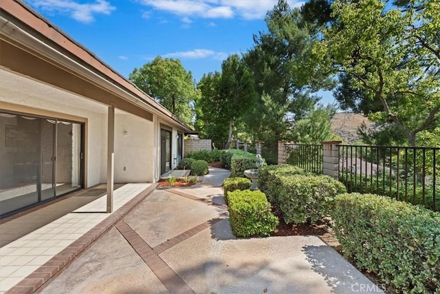 548 Via Ln, Paloma, Riverside, CA 92507 - view of patio / terrace