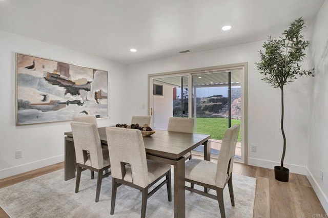 1665 Yale St, Chula Vista, CA 91913 - dining area with light wood-type flooring and recessed lighting