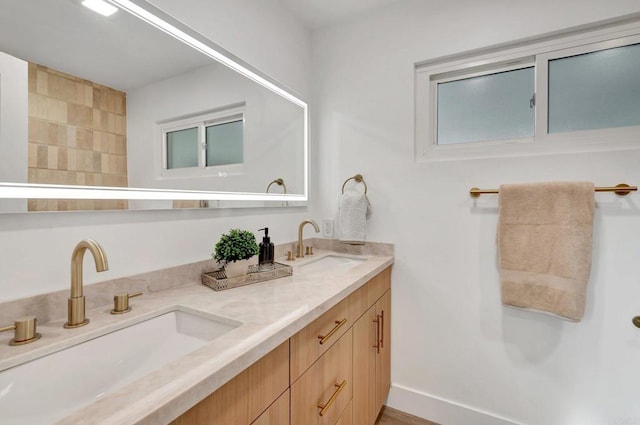 1665 Yale St, Chula Vista, CA 91913 - full bathroom featuring double vanity