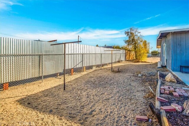 7227 Sherman Hoyt Ave Unit 29, Palms, CA 92277 - view of fenced backyard