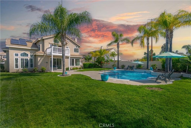 30528 Covecrest Cir, Menifee, CA 92584 - pool at dusk featuring a patio area