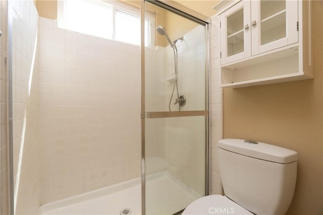 30528 Covecrest Cir, Menifee, CA 92584 - full bathroom with toilet and a shower stall