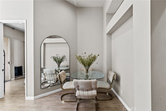 5151 Balboa Blvd Unit 303, Encino, CA 91316 - dining area with wood finished floors and baseboards