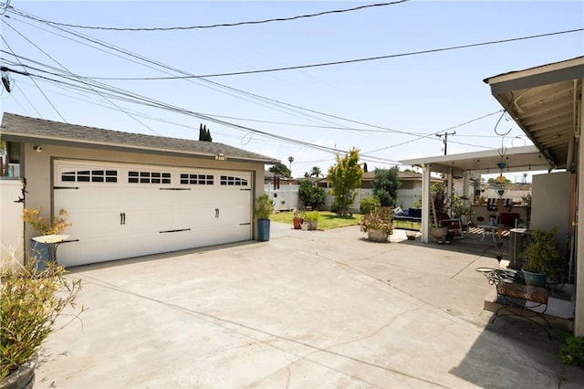 708 S Vecino Dr, Glendora, CA 91740 - view of detached garage