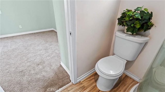 4348 Lima St, Los Angeles, CA 90011 - bathroom featuring toilet and baseboards