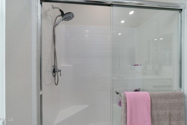 751 Winchester Dr, Oxnard, CA 93036 - full bathroom with a stall shower