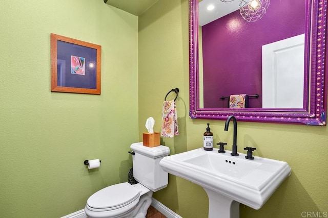 7661 Sitio Algodon, Carlsbad, CA 92009 - half bathroom with baseboards