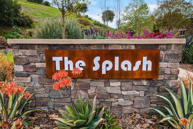 7661 Sitio Algodon, Carlsbad, CA 92009 - view of community sign