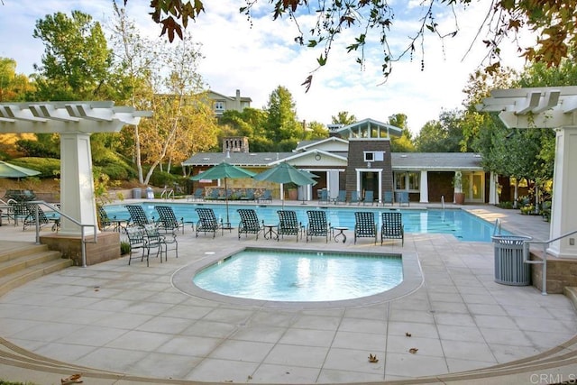 7661 Sitio Algodon, Carlsbad, CA 92009 - community pool featuring a pergola and a patio area