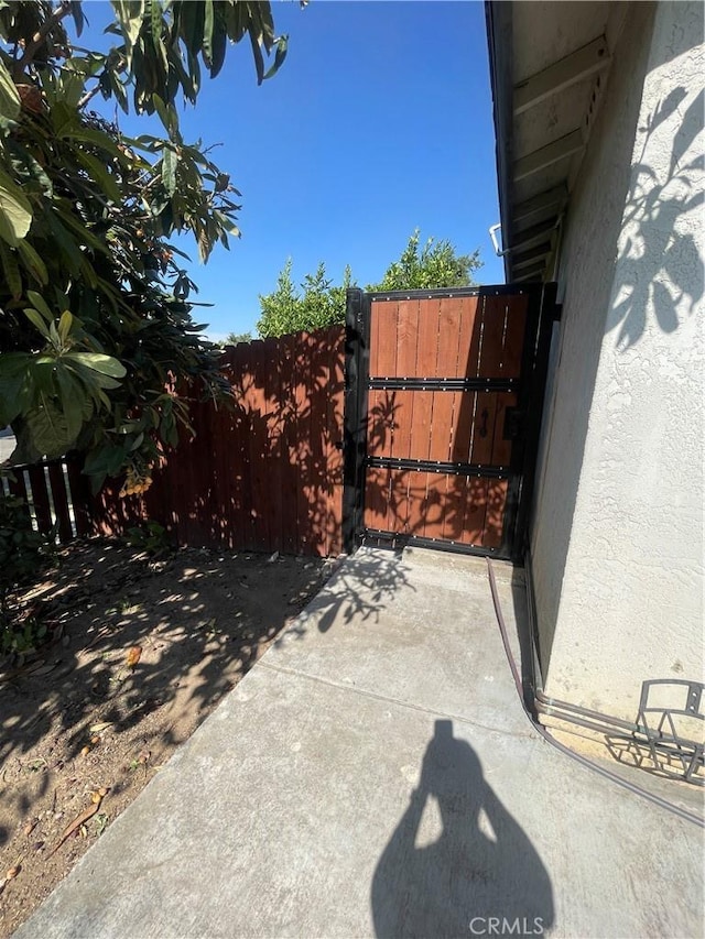 402 La Mesa St, Merced, CA 95341 - photo 6
