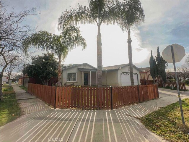 402 La Mesa St, Merced, CA 95341 - photo 2