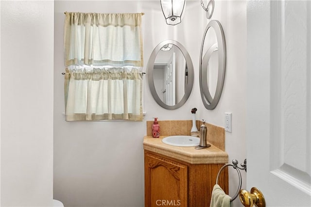 9214 Mclennan Ave, Northridge, CA 91343 - bathroom with vanity and toilet