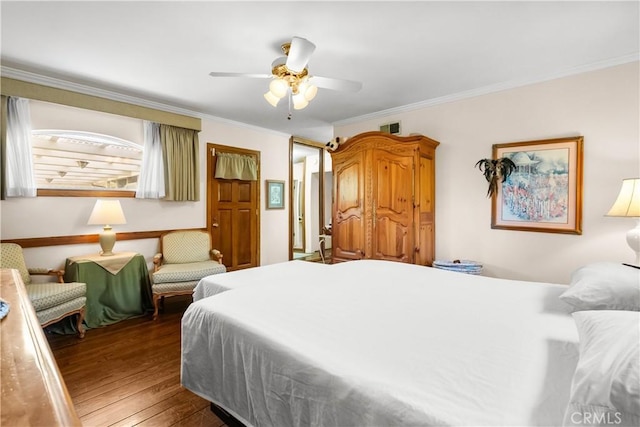 9214 Mclennan Ave, Northridge, CA 91343 - bedroom featuring hardwood / wood-style flooring, ornamental molding, and a ceiling fan
