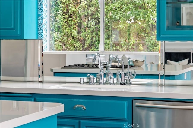 558 24th St, Hermosa Beach, CA 90254 - view of pool featuring a sink