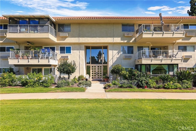 2386 Via Mariposa W Unit 2B, Laguna Woods, CA 92637 - view of building exterior