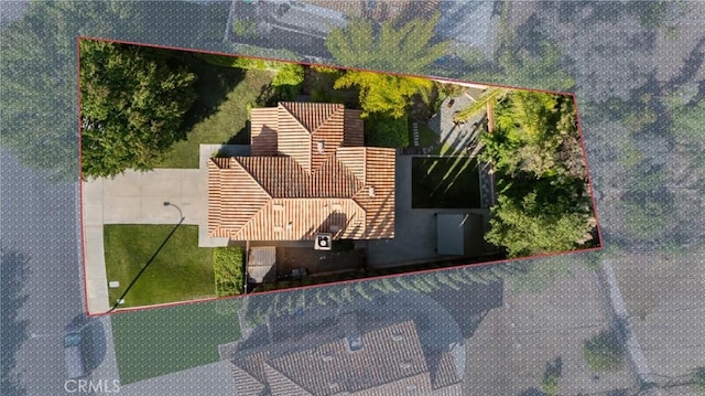 31850 Camino Marea, Temecula, CA 92592 - view from above of property featuring property boundaries highlighted