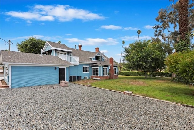 1350 E Chase Dr, Corona, CA 92881 - view of front of house with a front yard