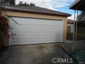 2737 W Caldwell St, Carson, CA 90220 - view of garage