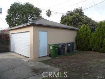 2737 W Caldwell St, Carson, CA 90220 - view of detached garage