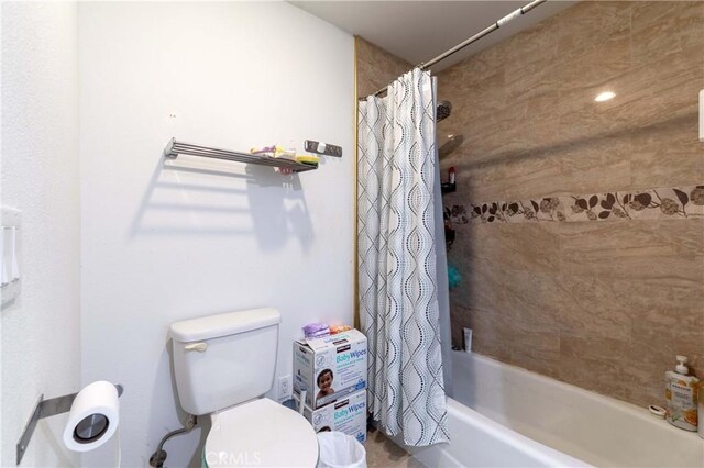 1454 Ameluxen Ave, Hacienda Heights, CA 91745 - bathroom with toilet and shower / bath combo