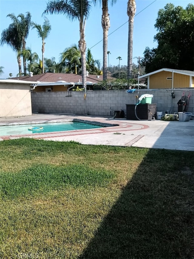 16614 Samgerry Dr, Valinda, CA 91744 - view of yard featuring a patio area