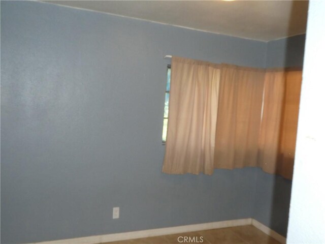 5528 San Onofre Ter, San Diego, CA 92114 - empty room featuring baseboards
