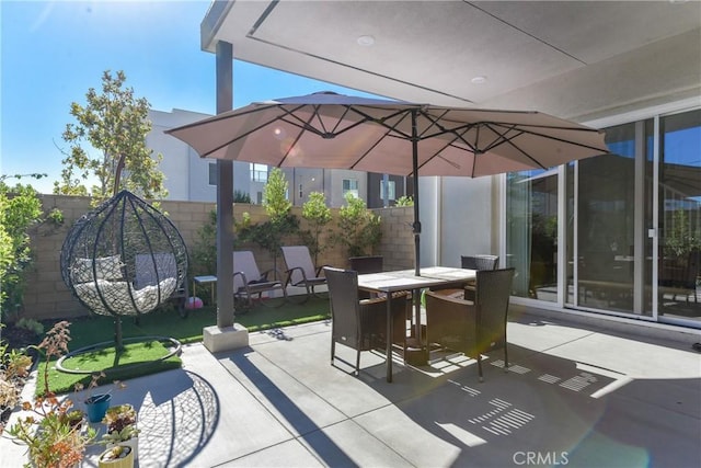 319 Sawbuck, Irvine, CA 92618 - view of patio / terrace with outdoor dining space