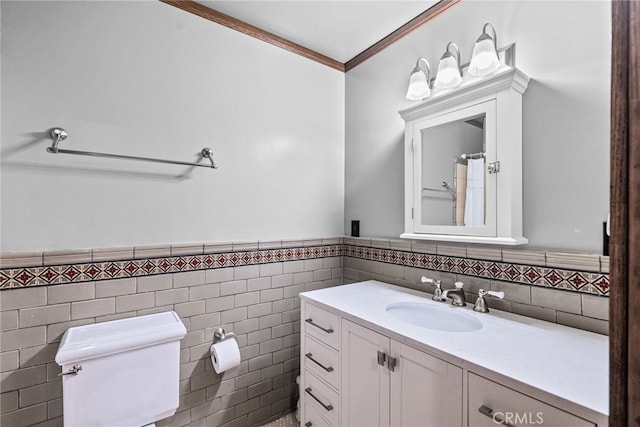 1719 Monte Vista St, Pasadena, CA 91106 - full bathroom with tile walls, vanity, wainscoting, and crown molding