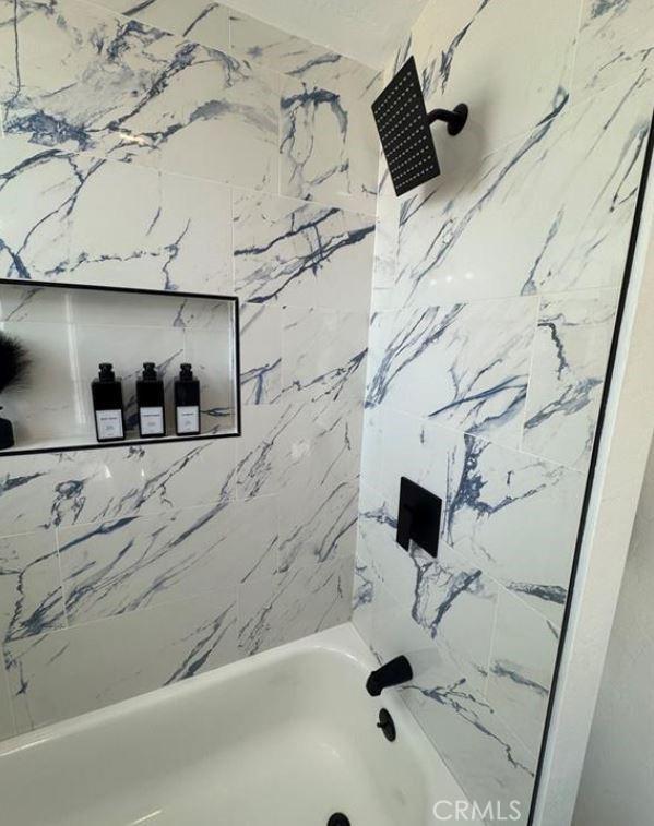 55354 El Lobo Rd, Landers, CA 92285 - full bath with shower / washtub combination