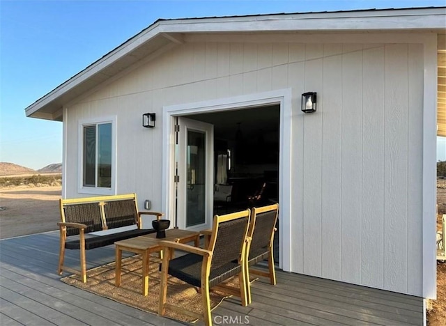55354 El Lobo Rd, Landers, CA 92285 - view of wooden deck