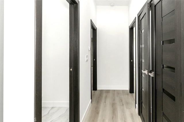 15009 Wyandotte St, Van Nuys, CA 91405 - hall featuring baseboards