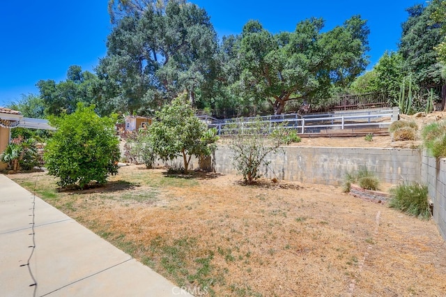 9733 Kentland Ave, Chatsworth, CA 91311 - view of fenced backyard