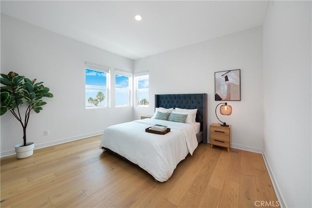 324 Merit, Irvine, CA 92618 - bedroom featuring light wood-style floors and recessed lighting
