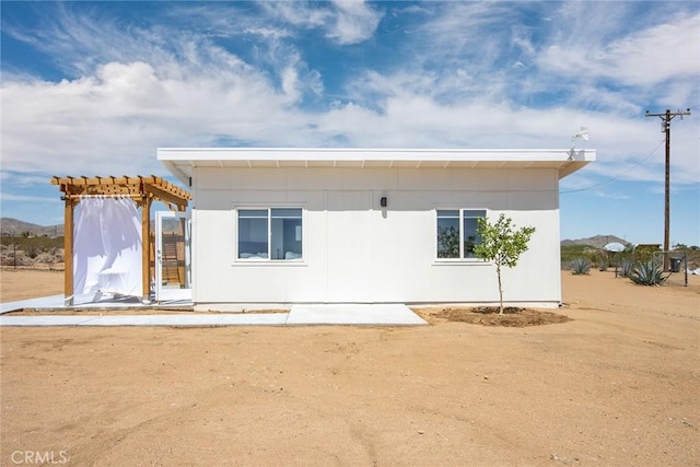 2250 Delgada Ave, Landers, CA 92285 - back of property featuring a mountain view