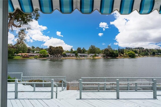 42768 Santa Suzanne Pl, Temecula, CA 92592 - dock area with a deck with water view