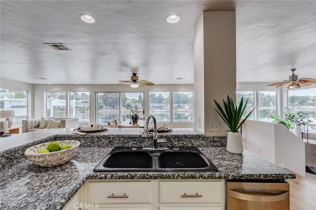 42768 Santa Suzanne Pl, Temecula, CA 92592 - photo 26
