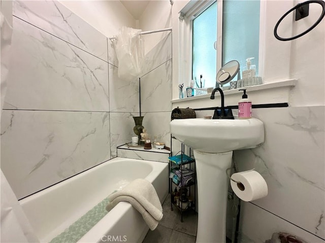 3238 Prospect Ave, La Crescenta, CA 91214 - bathroom with tub / shower combination