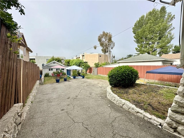 3238 Prospect Ave, La Crescenta, CA 91214 - view of asphalt driveway