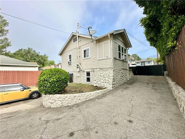 3238 Prospect Ave, La Crescenta, CA 91214 - view of property exterior