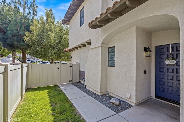1519 San Rafael Pl, Corona, CA 92882 - entrance to property with stucco siding and a gate
