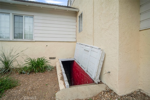 17450 Devonshire St, Northridge, CA 91325 - exterior view of stucco siding