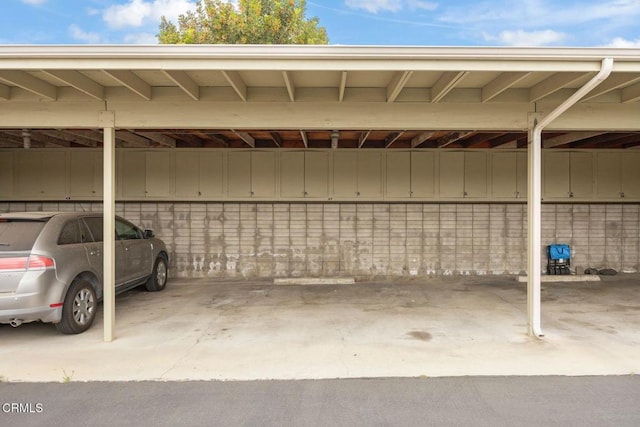 2247 Camilar Dr, Camarillo, CA 93010 - view of covered parking lot