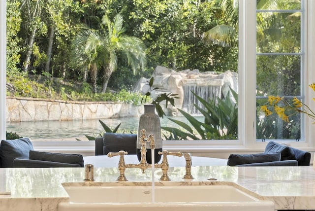 17324 Calle Serena, Rancho Santa Fe, CA 92067 - detailed view of a sink