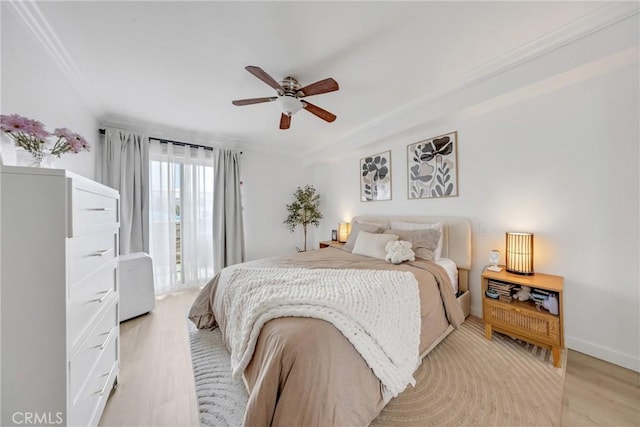 1055 Orizaba Ave Unit 3, Long Beach, CA 90804 - bedroom with crown molding, light wood-style floors, ceiling fan, and access to exterior
