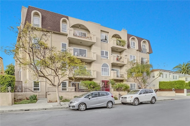 8555 Cashio St Unit 203, Los Angeles, CA 90035 - view of apartment building / complex