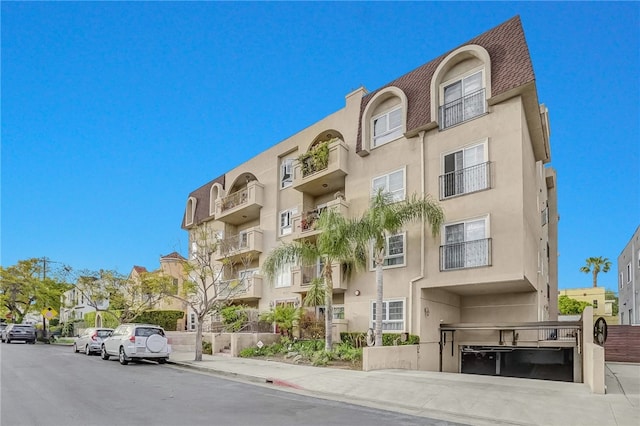 8555 Cashio St Unit 203, Los Angeles, CA 90035 - view of apartment building / complex
